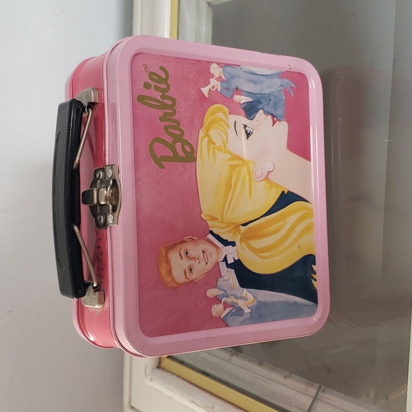 Fossil Barbie Watch & Pin Set - Picture 3 of 3